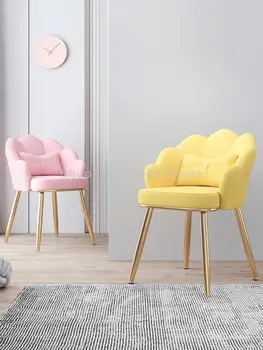 Стул для макияжа Nordic household light, роскошный обеденный стол, стул для спальни по одобрению, стул для маникюра, табурет