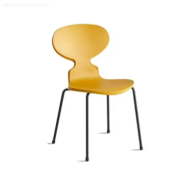 Стулья в скандинавском стиле из ПВХ пластика с утолщенной бытовой спинкой Уголок для отдыха Офисные легкие Роскошные и минималистичные обеденные стулья
