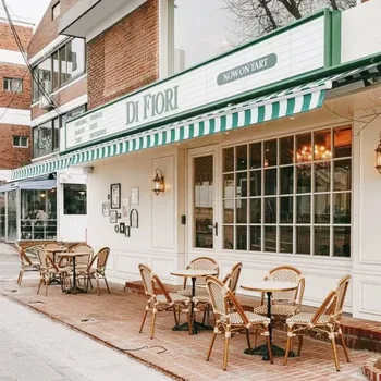 Французский уличный ротанговый стул, балконный стол и стул, ресторан, кафе, проживание в семье, плетение из красного ротанга, винтажный одноместный двухместный